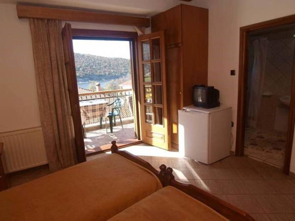 Arhontiko Hotel Psarades Kamer foto