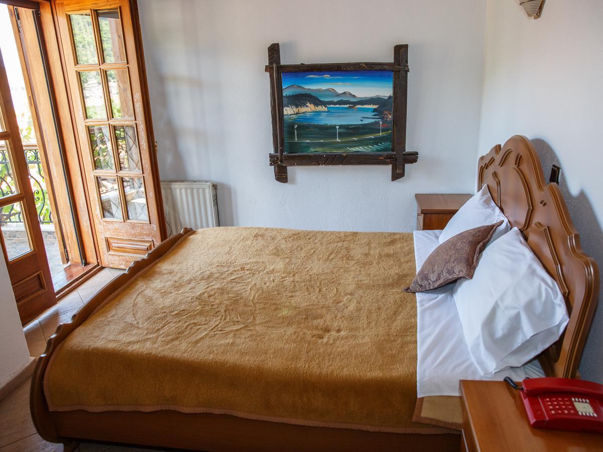 Arhontiko Hotel Psarades Buitenkant foto